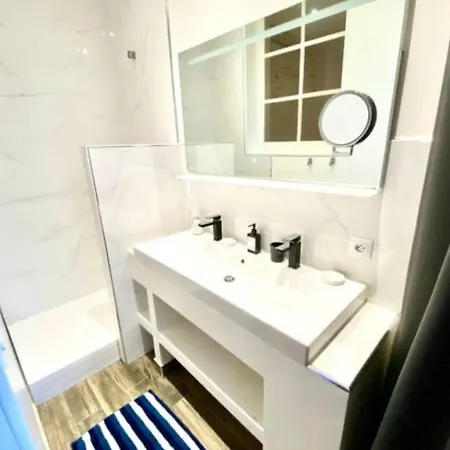 Spacieux Et Elegant Proche Coty Hyper Centre 1er *