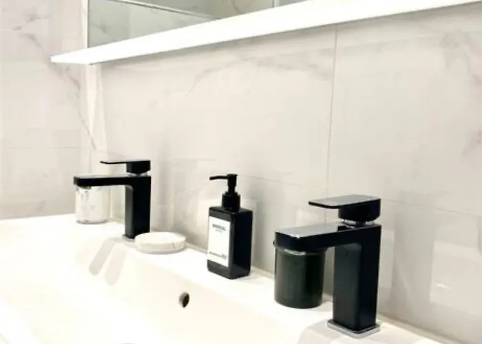 Spacieux Et Elegant Proche Coty Hyper Centre 1er Apartment *